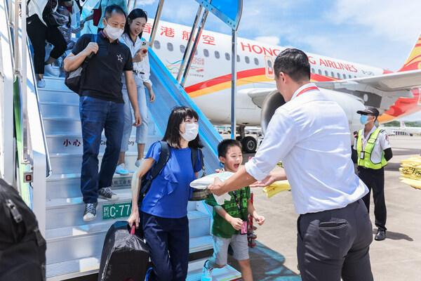 (香港航空三亚航线复航了吗)香港航空三亚航线复航,第2张