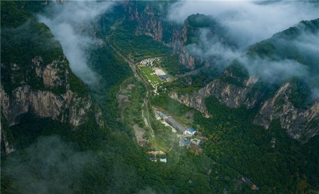 (中国最好的避暑山庄)2025中国十大避暑山庄评选揭晓，澳涞山庄夺魁,第2张